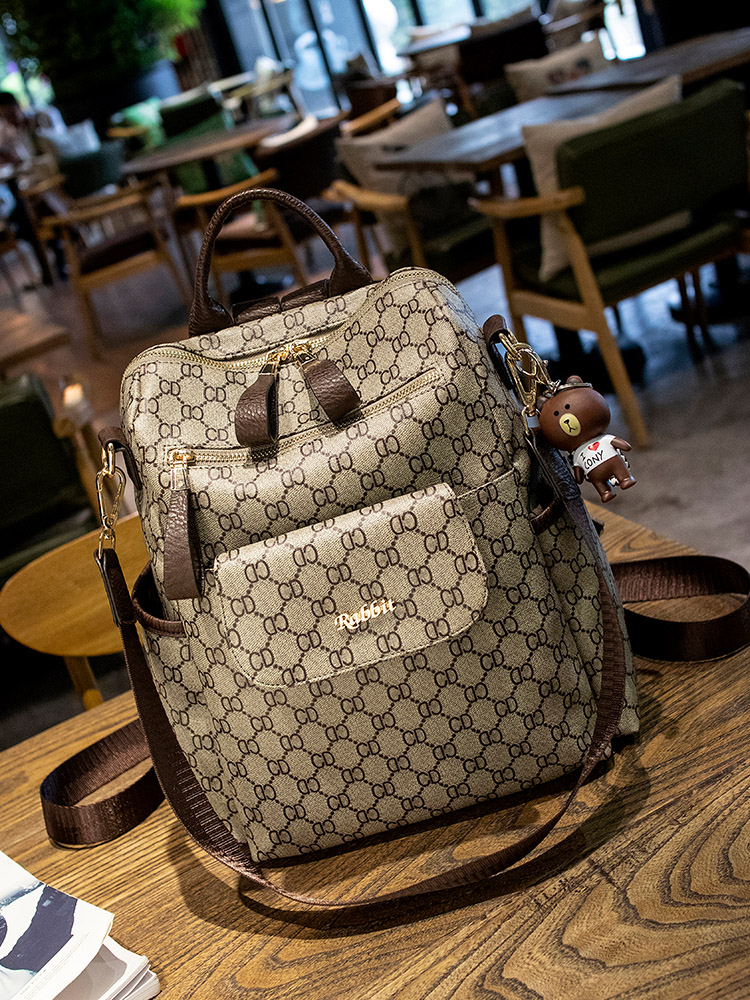 Big face rabbit ins super fire shoulder bag female 2021 new fashion printing travel large capacity dual-use shoulder bag female