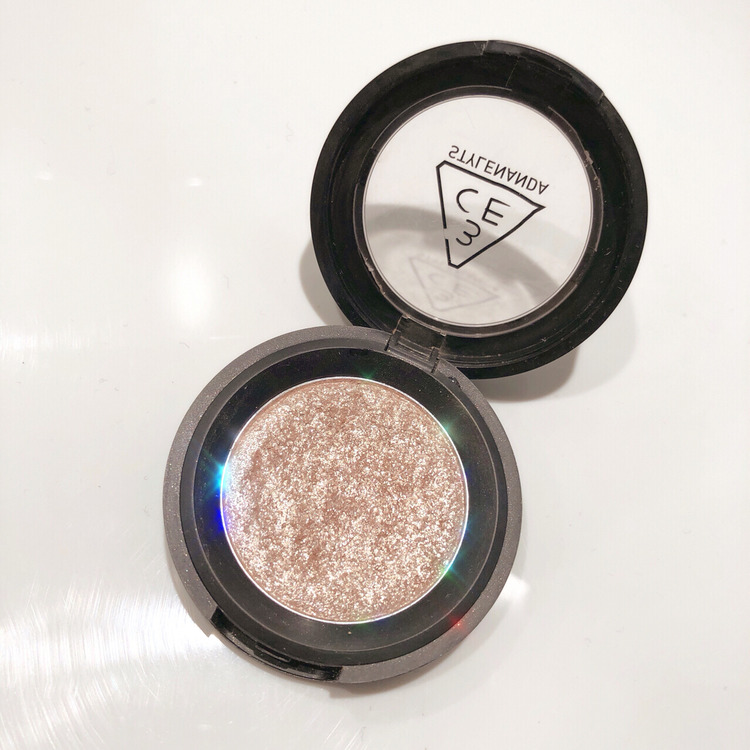 Spot champagne Bóng mắt đơn sắc 3CE của Hàn Quốc sáng bóng sâm banh kéo dài T * F thay vì đèn flash cổ tích Galaxy - Bóng mắt bảng mắt hàn quốc