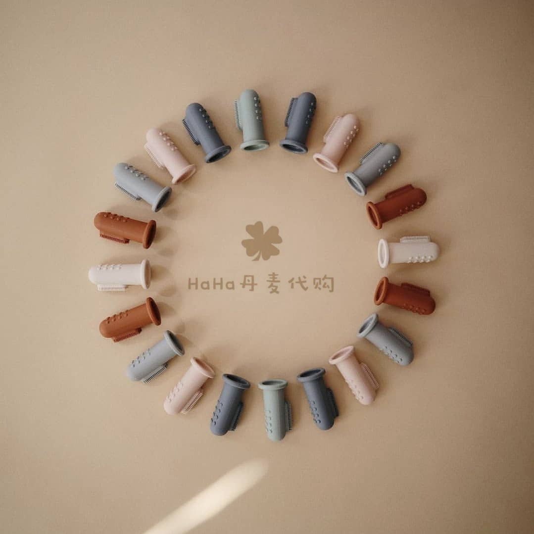 Denmark Mushie infant finger toothbrush silicone milk toothbrush training tooth guard finger cot 0-2 years old baby