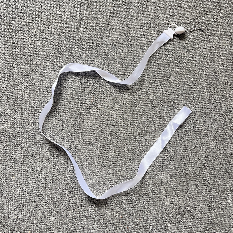 Does Not Include Knife) One Ribbon, a Ribbon Roll, a Glowing Sleeve, a Snow-White Ribbon, a Bell