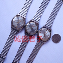 Antique old watch inventory brand new Liaoning watch factory Peacock 33 drill men automatic mechanical watch men watch