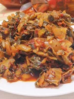 Маринованные овощи Юннан Тенччонг -сокрушенные кислые маринованные овощи, тонирующие старые алтарь -квашеная рыба