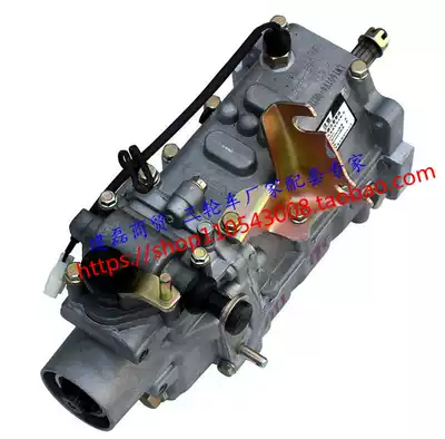 Zongshen semi-enclosed tricycle locomotive Longwang Wanshi brand V4-R five-speed with reverse mid-range gearbox