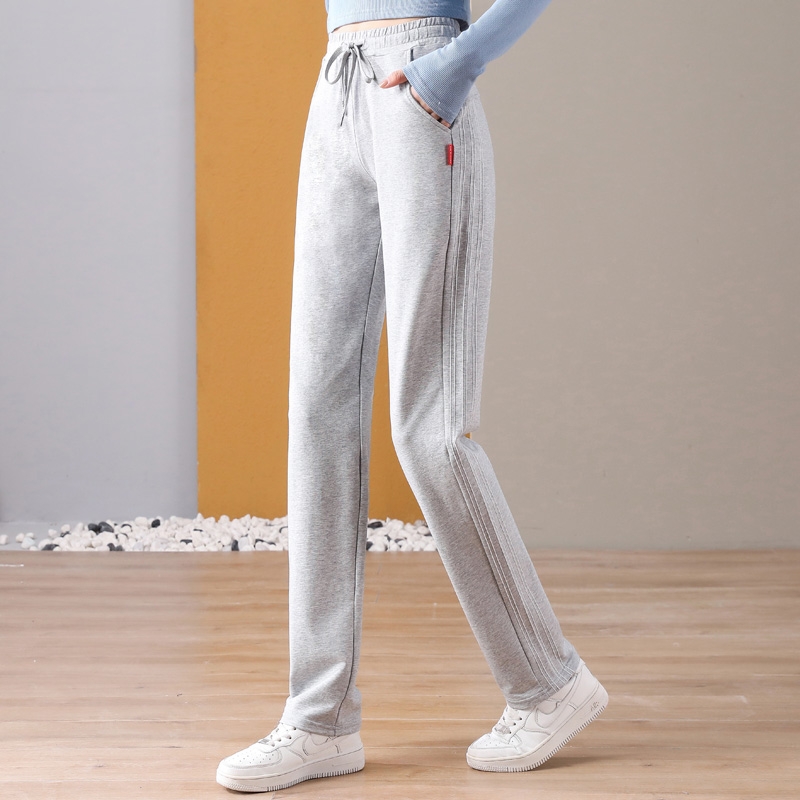 2025秋冬加绒服务裤女小直筒神裤穿搭曝光！美式放松潮人必备