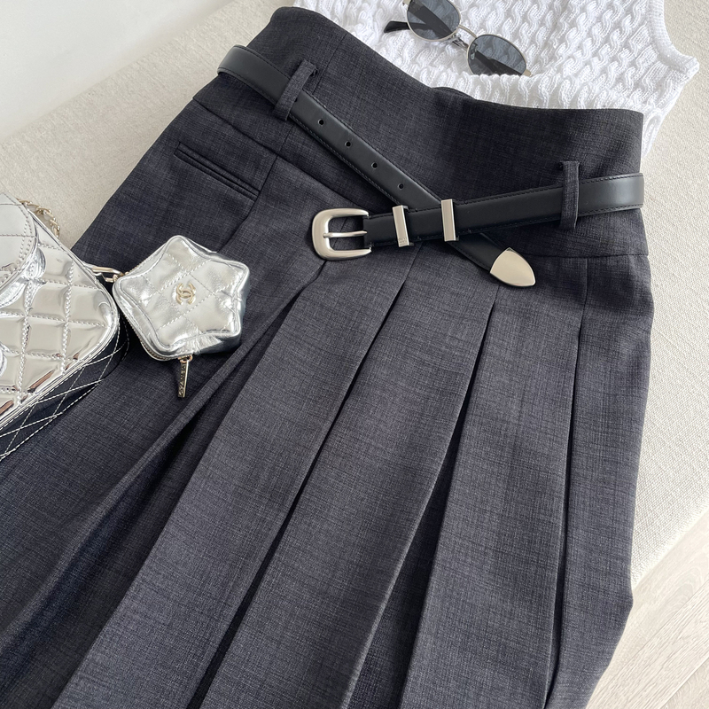 Sw* Niche~ Sophisticated, Elegant, and Age-Reducing! Make Your Age a Mystery~ Asymmetrical Pleated Over-The-Knee Skirt for Women