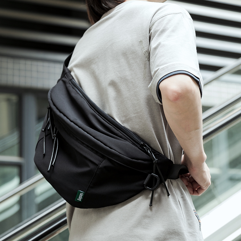 Tide Card Slanted Satchel Bag Men's Bags Big-Capacity Casual Chest Differential Bag Riding bag Purse Strings single shoulder bag Men