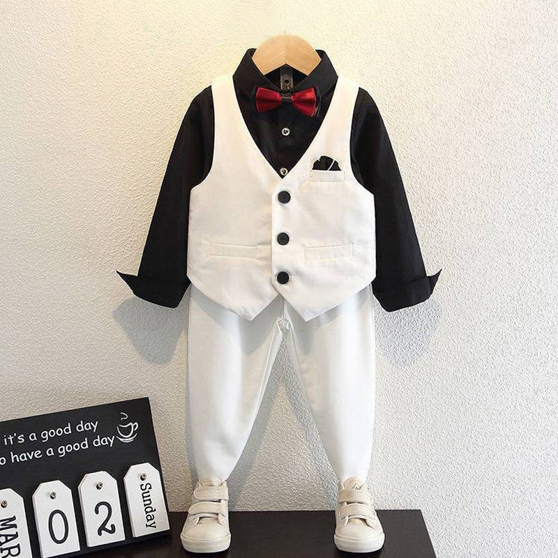 Boy's suit suit white little boy wedding Playboy gown The children's host acted out of the waistcoat three sets
