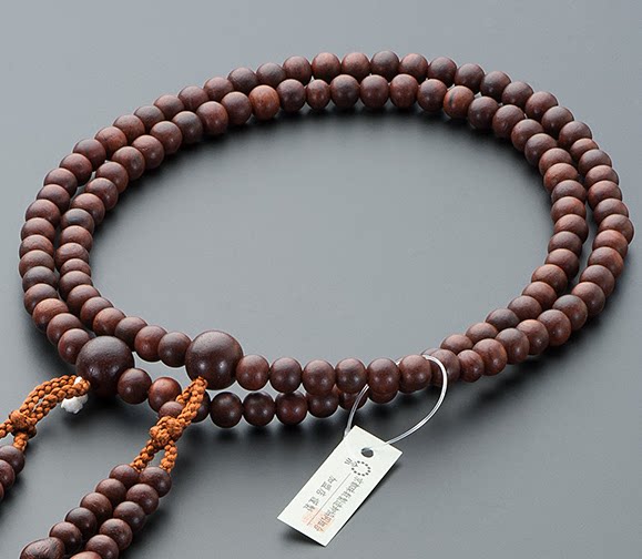Japan's direct mail Esoteric Buddhism special Buddhist beads red sandalwood disappearing Yan Zheng silk Huatian Brahma room 108 rosary beads