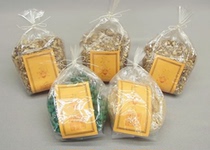 Japans direct mail to protect the fragrance of the combination of medicines the pill the fragrance the original