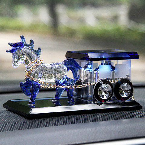 Crystal Carriage Car Perfume Seat Style Car car Aroma Lavender Car Decorated in car Ornament Accessories Empty Bottle