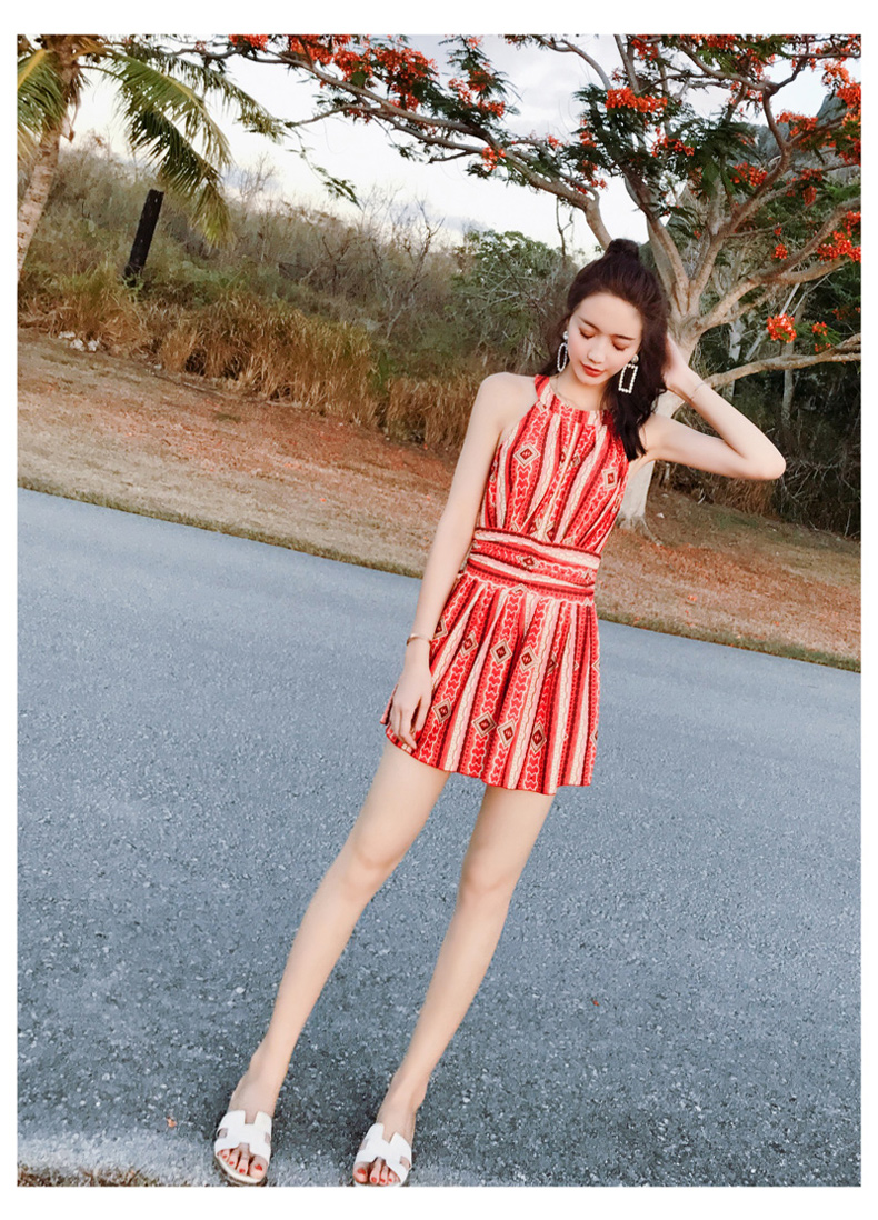 Bộ đôi đồ bơi Yi Meishan mẫu đồ bơi nam và nữ đồ bơi nhanh chóng đi biển kỳ nghỉ 2018 áo tắm mới một mùa xuân nóng bỏng 	đồ đôi đi biển cho mẹ và bé trai