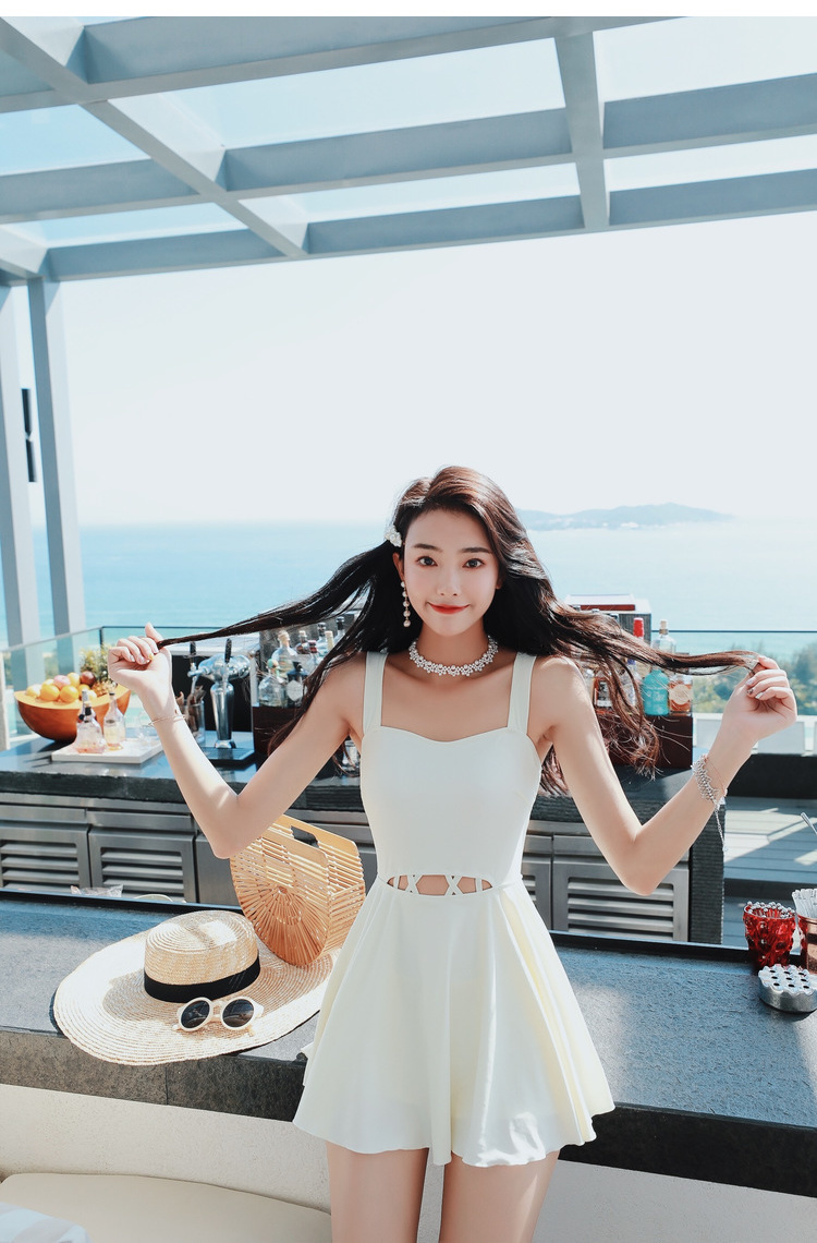 Áo tắm nữ 2018 mới siêu cổ tích nữ sinh viên mùa xuân nóng bỏng kết hợp áo tắm mùa đông bảo thủ che bụng áo tắm mỏng - Bộ đồ bơi One Piece bikini liền thân màu đen