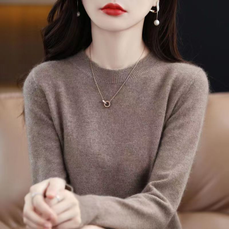 New Autumn and Winter Cashmere Sweater for Women, Solid Color Cashmere Low Round Neck Loose Sweater, Versatile Wool Knitted Base Shirt New Autumn and Winter Cashmere Sweater for Women, Solid Color Cashmere Low Round Neck Loose Sweater, Versatile Wool Knitted Base Shirt