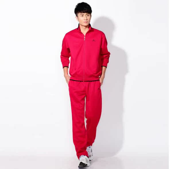 Jinguan lớn màu đỏ thể thao phù hợp với nam giới và phụ nữ mùa xuân và mùa thu kích thước lớn quần áo trung niên nhóm Jiamusi quần áo thể dục nhịp điệu - Thể thao sau bộ adidas nam mùa hè