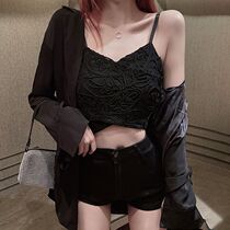 Sexy Cross Lace Harnesses Vest Woman Inner Lap Beauty Back Net Red Explosive Design Sensation with a small crowd wearing a rag blouse