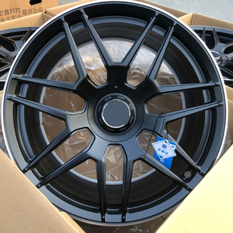 Apply the Benz GLK200 GLK220 GLK220 GLK300 GLK300 18 19 20 20 inch Hongxin forged wheel shell