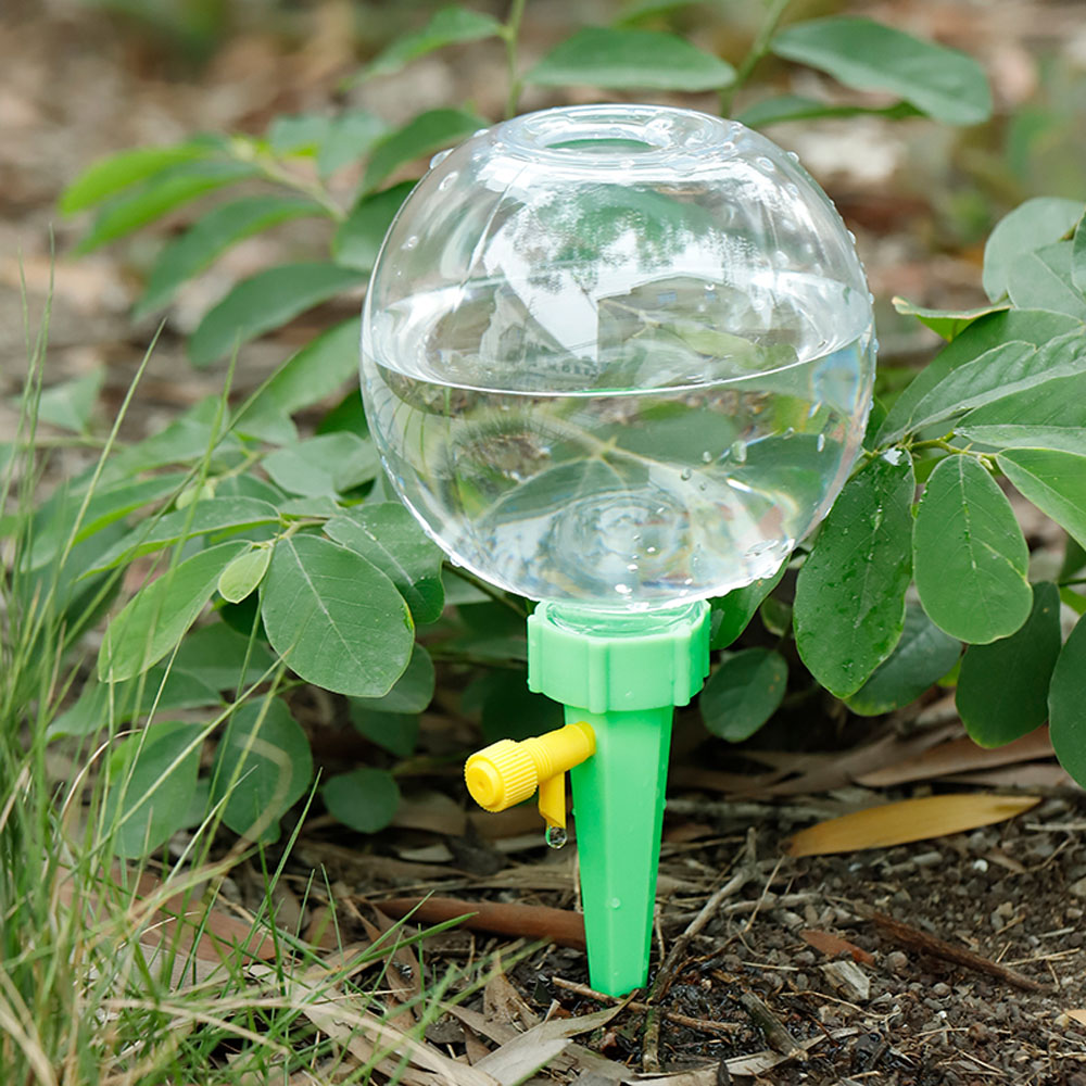 Automatic watering device household drip irrigation succulent watering device lazy god artifact flower dripping potted automatic fertilizer applicator