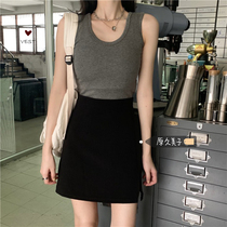 The original Jiu Mezi belongs to this summers VEST ~ meta-qi girl AA Wind Classic with high waist dew and umbilical vest