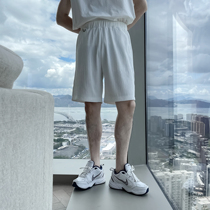 (VERA KANE) Korea ins summer loose vertical stripes casual sports elastic waist five-point pants trend men