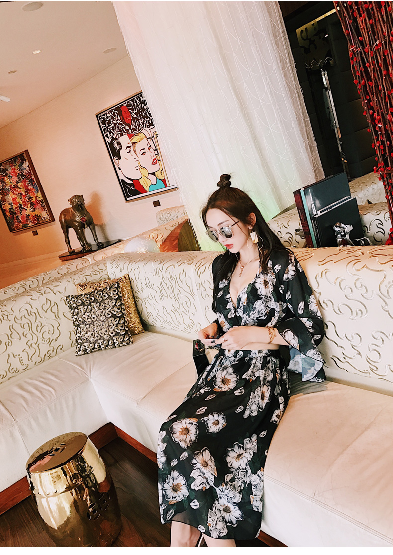 Bộ bikini ba mảnh nóng bỏng trong bộ đồ tắm mùa xuân nữ chia tay giảm béo bụng đầm đi biển - Bikinis bikini đi biển đẹp 2020 kín đáo