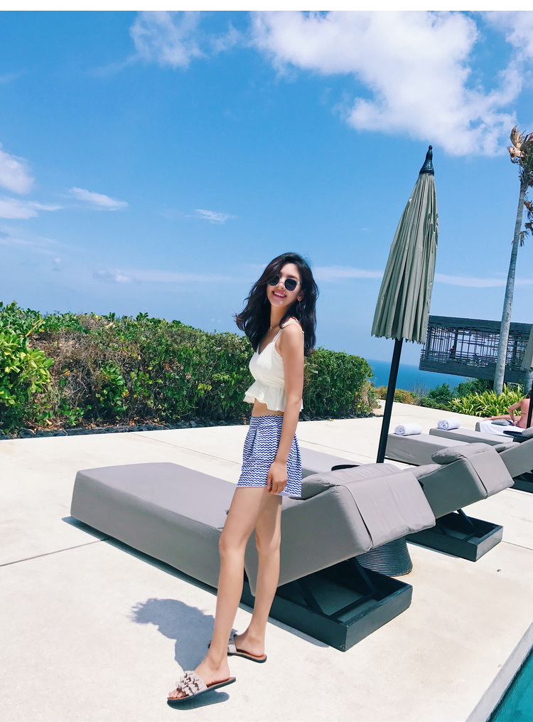 Áo tắm nữ sinh bảo thủ che bụng thon gọn ba mảnh Hàn Quốc mùa xuân nhỏ nước hoa nhỏ ngực nhỏ tập bơi - Bộ đồ bơi hai mảnh đồ bơi 2 mảnh bé gái