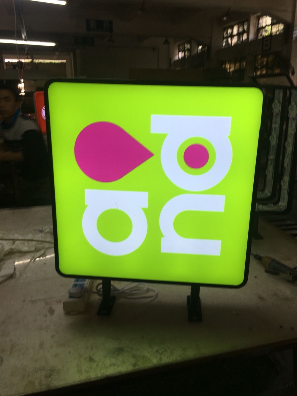 Mobile 4G Flanking Signboard Light Box LED Light Box Advertising Signboard Light Box
