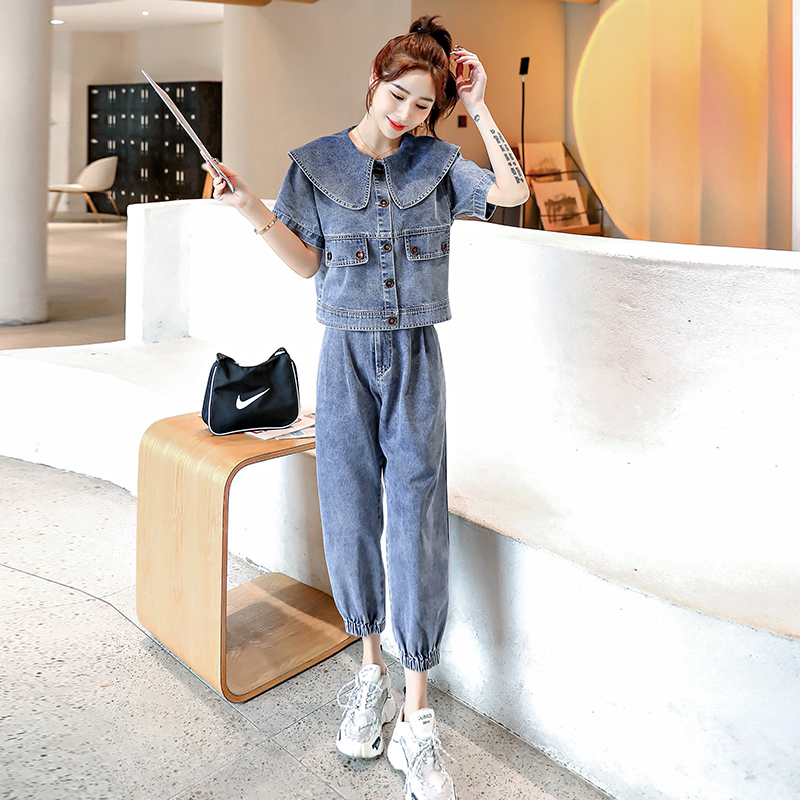 Denim Suit Women 2022 Summer New Foreign Pie Age Relaxation Relaxation Little Sub Jeans Fashion Two Sets