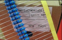  1 4W metal film resistor 1% in-line plug-in five-color ring resistor 1R-1M single resistance
