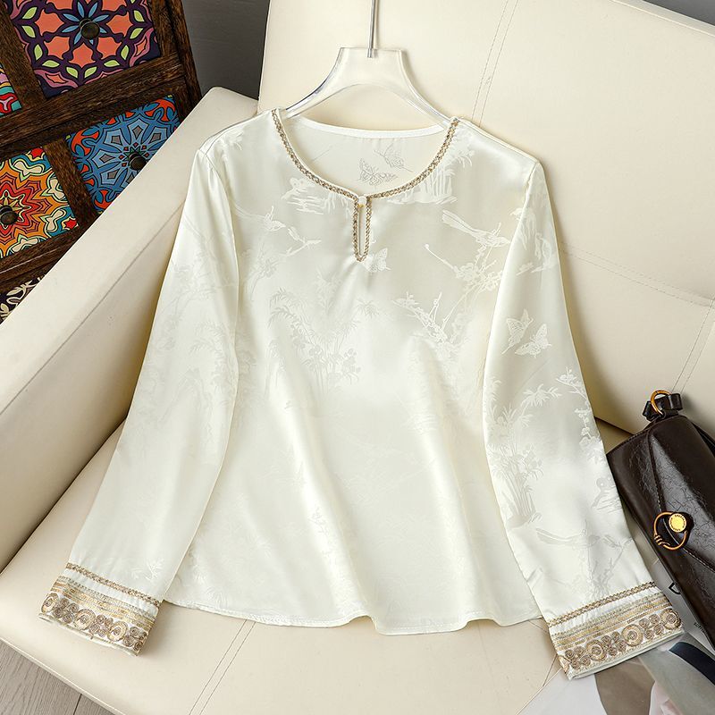 New Chinese-Style Light Luxury Embroidered Cuff Design Long-Sleeve Shirt for Women, Spring Round-Neck Jacquard Top with a High-End Feel