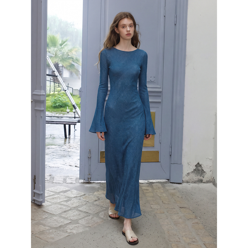 100% Mulberry Silk, High-End Niche Design, Blue Bias-Cut Bell-Sleeve Silk Long-Sleeve Dress
