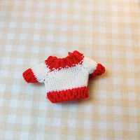 Белая красная высокая шея