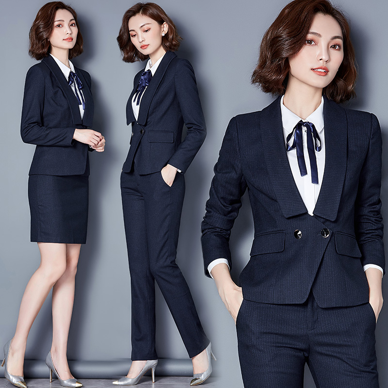 Tailleur femme - Ref 3245243 Image 1
