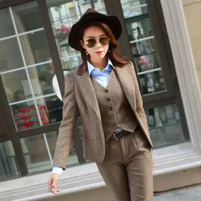 2020 spring and autumn new original V-neck slim-fit herringbone stitching leather velvet short long-sleeved retro blazer women