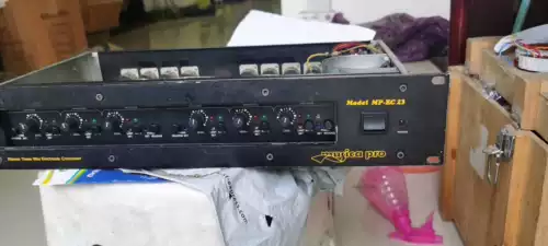 Musica Pro EC23 MK3 Британское частотное отделение частот. Эта машина очень дорогая.