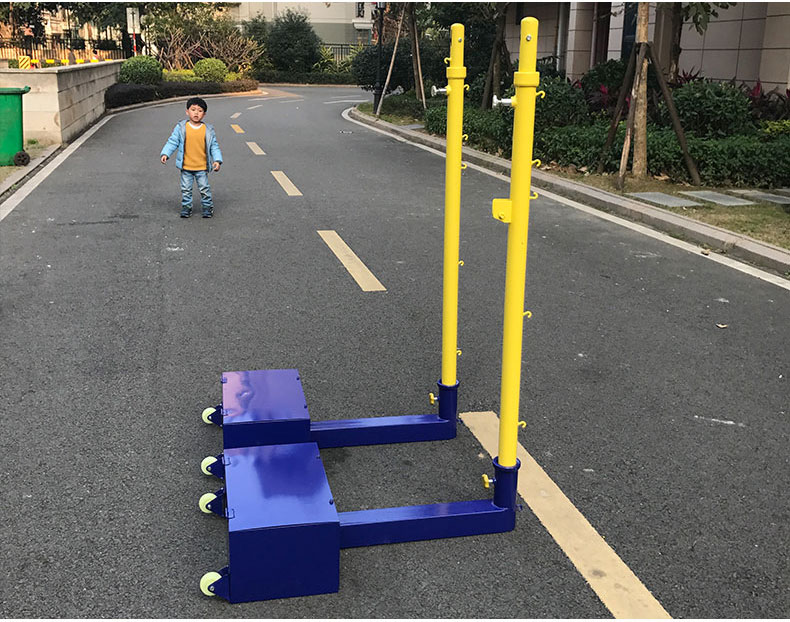 Bóng chuyền di động giá di động vợt tennis cột tennis bóng chuyền khí cột cầu lông giá tiêu chuẩn cạnh tranh có sẵn 4 trong 1 	quả bóng chuyền thi đấu	