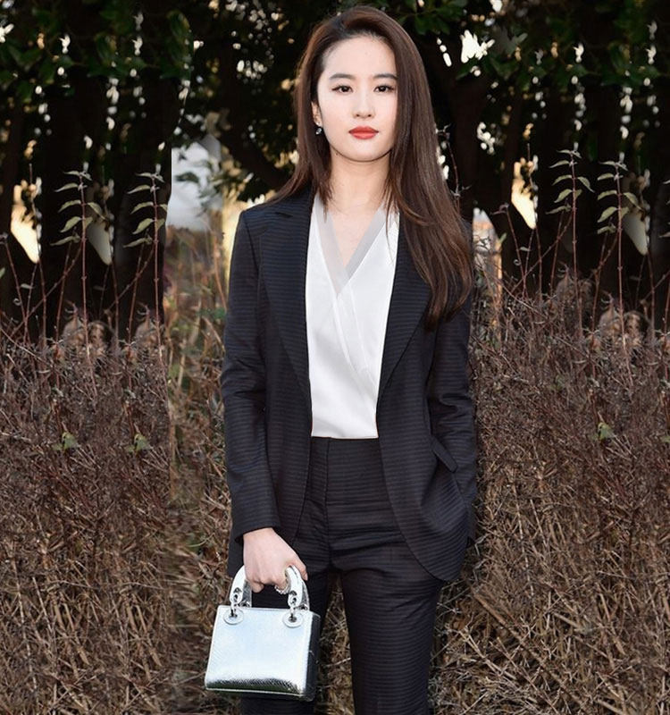 Tailleur femme - Ref 3244266 Image 12