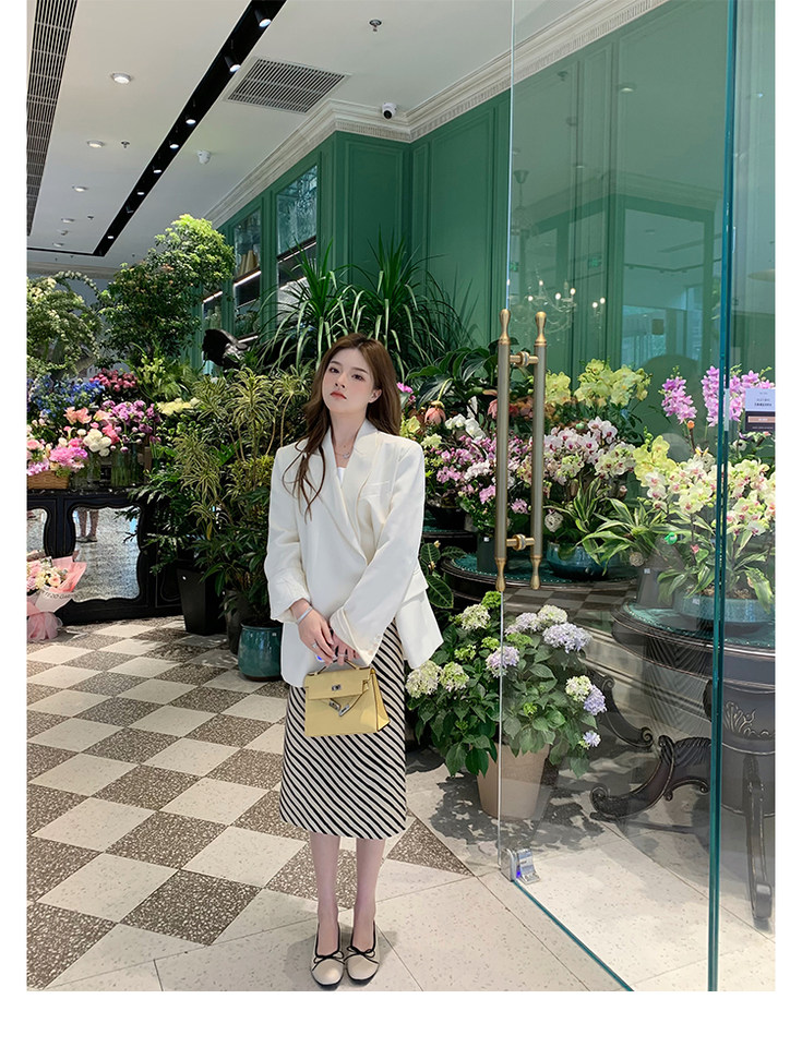 Giày búp bê nữ mũi vuông cổ nông đế bệt mềm, thắt nơ dịu dàng, chất liệu da cừu — Màu trà sữa, hàng có sẵn, Màu trắng sữa, hàng có sẵn, Màu xanh sữa, hàng có sẵn chi tiết 74
