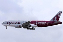 Phoenix 04416 Qatar Airways B777-200 A7-BBI 2022 World Cup 1:400