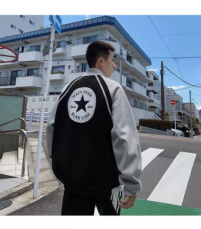Mùa xuân phiên bản Hàn Quốc của áo khoác bé trai thủy triều 13 áo len thanh niên 14 học sinh trung học cơ sở 15 trang phục thể thao nam 16 tuổi kiểu nước ngoài - Cực lớn