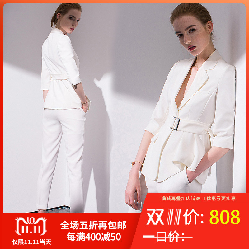 Tailleur femme - Ref 3242228 Image 1