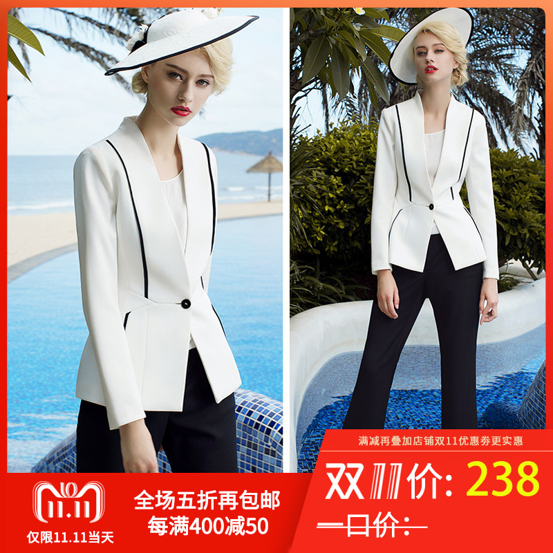 Tailleur femme - Ref 3242060 Image 1