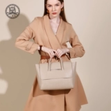 Кожаная вместительная и большая модная сумка, из натуральной кожи, премиум класс