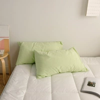 Светло -зеленый [один притворяется]