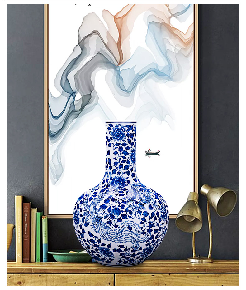 Jingdezhen ceramics archaize large blue and white porcelain vase in the sitting room of the new Chinese style household adornment TV ark, furnishing articles