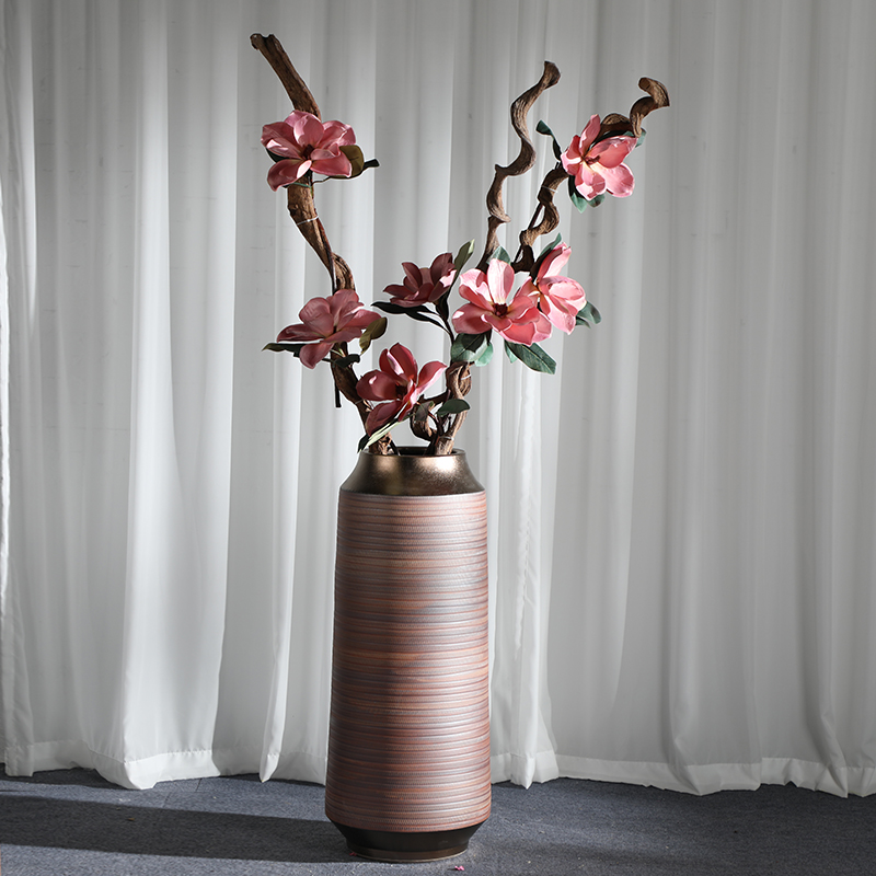 Zen flower arrangement is restoring ancient ways of large vase decoration to the hotel lounge ceramic furnishing articles sitting room porch floral suit