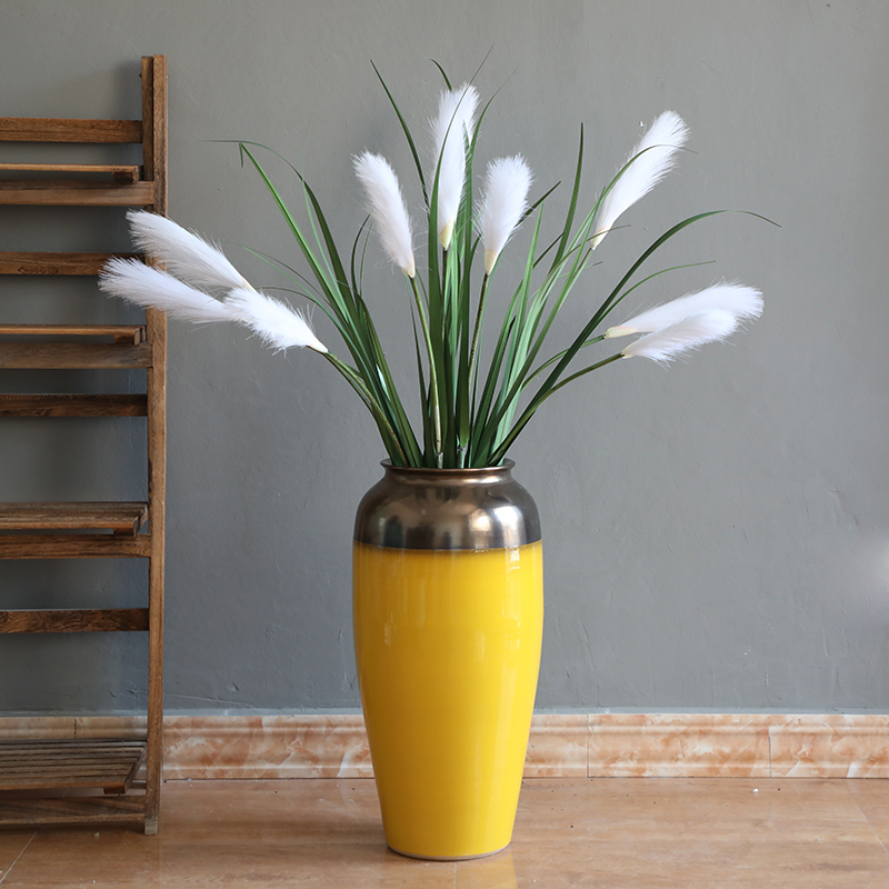 Simulation flower fake flower adornment art show modern ceramic vase furnishing articles flower arranging ground large sitting room decoration is golden