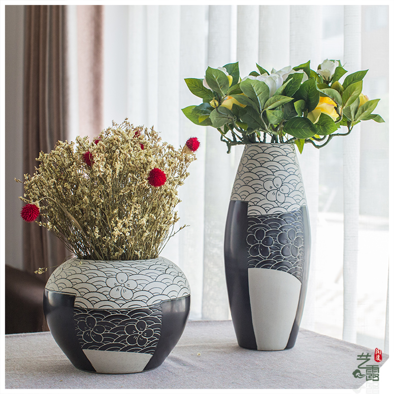Jingdezhen ceramics vase modern household adornment three - piece sitting room act the role ofing is tasted furnishing articles lucky bamboo flowers