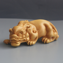 Yueqing boxwood carving hand pieces to play health care handicrafts to protect the body to avoid evil gifts