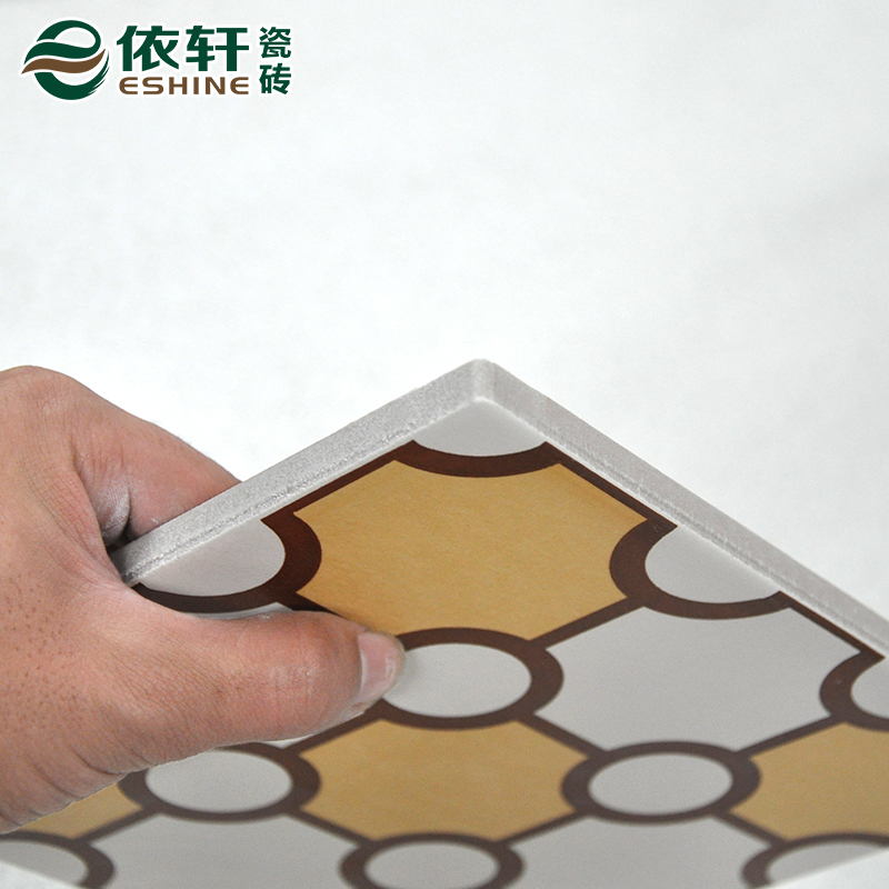 ������שY2025