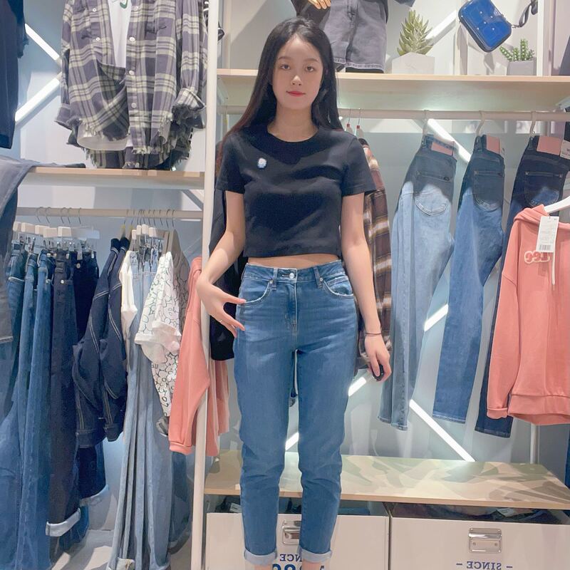 Ms. Lee's Simple and Stylish Jeans Lwb246413101292A03551